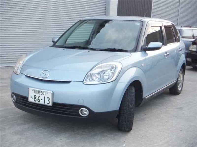 Mazda verisa 2009